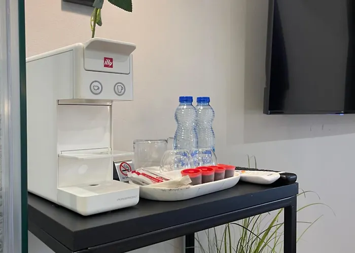 Mickitos Boutique With Balcony Skopje