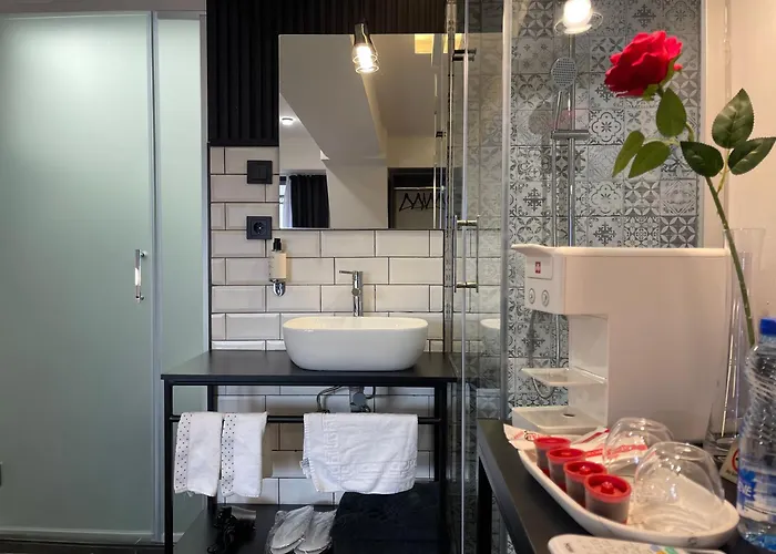 Bed & Breakfast Mickitos Boutique With Balcony