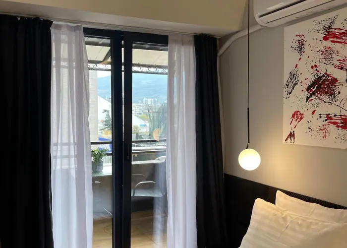 Mickitos Boutique With Balcony Bed & Breakfast 3*