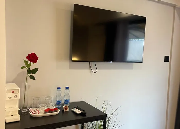 Mickitos Boutique With Balcony Bed & Breakfast Skopje